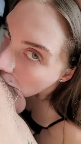 I can hold a cock down my throat for 10 seconds