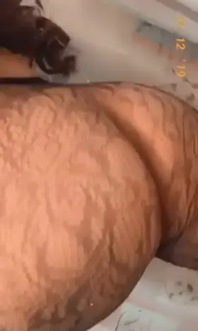 FUCK I need someone to make this ass jiggle while in doggy 😍