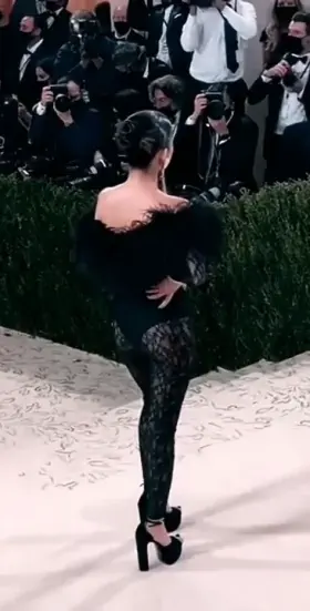 Olivia Rodrigo [MIC]