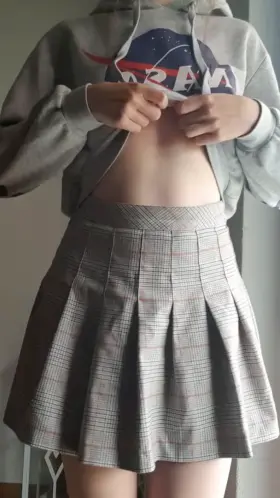 25% off for the next 10 subscribers 🌟 Very interactive petite doll 🌙❤ Kink friendly and taking custom requests 🌟