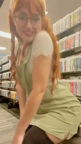 Sluts with glasses are always freakier 😇