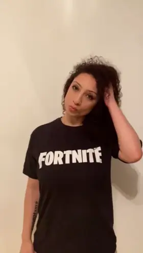 the tshirt is deceiving