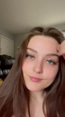 Should I take this top off? It’s useless anyway 😏