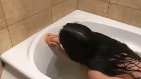 I want to suck in the bathroom, did you get a blowjob in the bathroom?😏