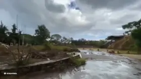 Streamer flashes while cleaning camera lens.