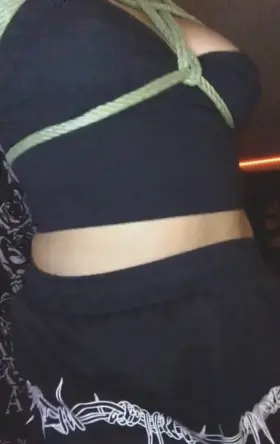 Hey baby does this make you feel a certain type of way?😘🖤