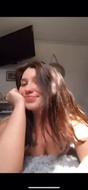 Your Brunette love Avri 💗 I'm 18 and I can suck a mean dick 😈 I post daily 🤗 I strive to get you the hottest content I could record every single day! 😣❤️ I want to do customs with your name! POVs/JOIs/BG/GG/CEI/GFEs posted on my wall! No PPVs 💌 Honest dick rate when you subscribe 🤫💦🍆