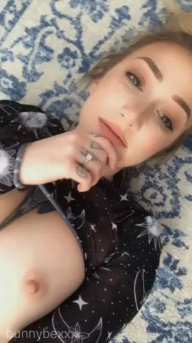 Would you fuck a 5’1 alt babe?