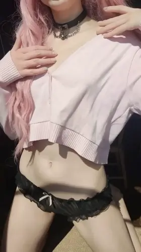 Do you like pocket-sized girls? 🥺