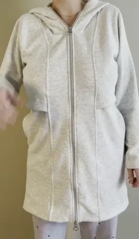 I love surprising people with my natural titties (reveal)