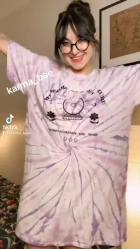 She is so prettyand so hawt