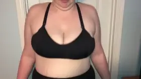 Big bouncing boobs dropped 😘