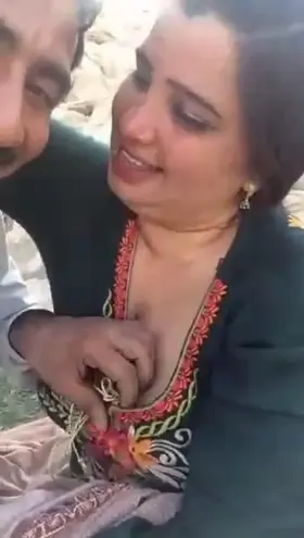 🔥🥰Chubby Bhabhi having fun with her husband in outdoor [must watch] [link in comment] 💦🔞