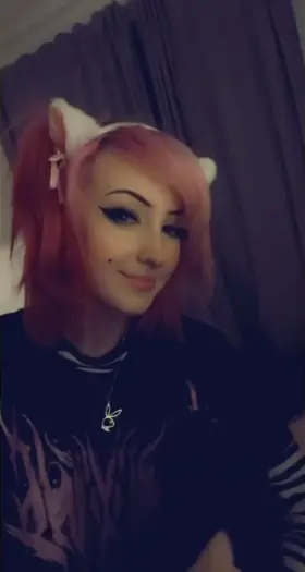 please fuck my mouth 🥺💖