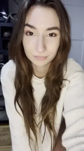 Staring challenge.. how long did you last? 😉