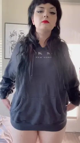 Cum see more 😘 I’m running a promo @ScarletDeathMask