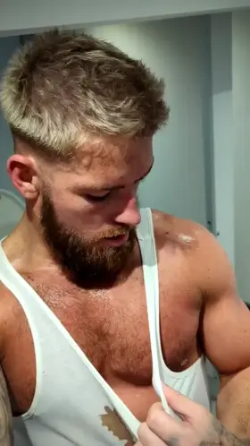 Dripping with sweat 🥵 that's how you know it was a good workout 💯