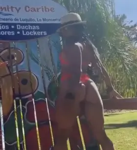 La Rosa Negra 🍑👋