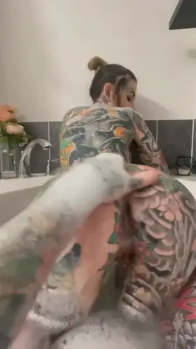 I just wanted to show you my asshole..it's a needy little hole that's for sure 🙈💋