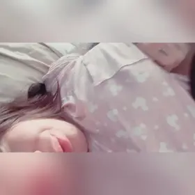 Shaking those tits in my jammy 🌸