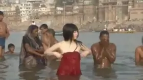 Nude bath by Japanese Girl in India