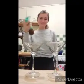 What can I say, I just like making cocktails 🤷🏻‍♀️ [f]