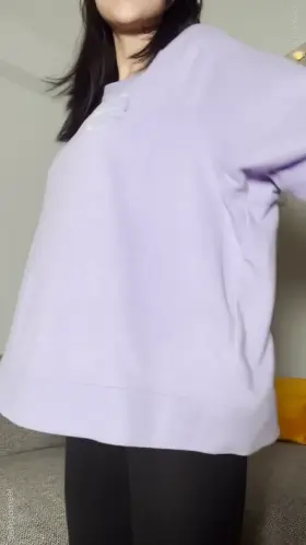 34DDs 5-feet tall 😘