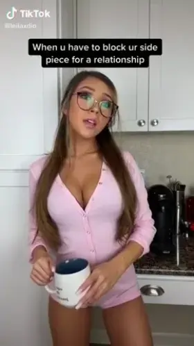 Leila her photos and More Videos! Link in Comments