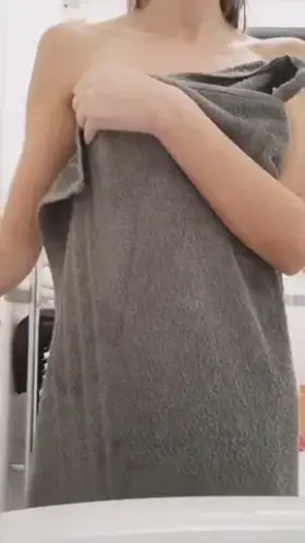 Upvote if it made you stop scrolling