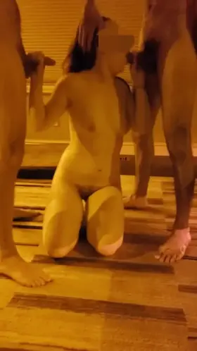 On my knees between 2 redditors