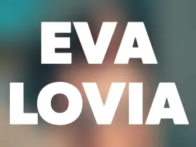 Who would u rather be? 🤤