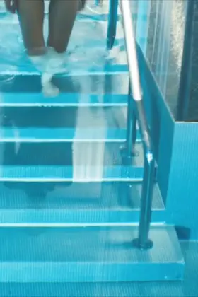 Alexandra Daddario in 'The Girlfriend Experience' S3E8