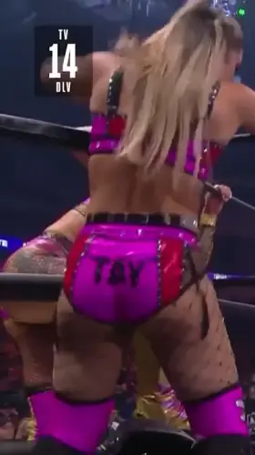 Bless AEW’s camera work