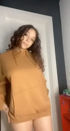 Im just a horny girl who needs to be filled by your hot cum!