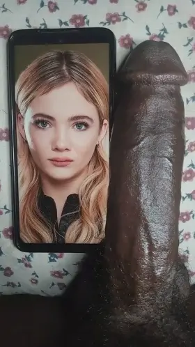 Freya Allen Cockthrobbed