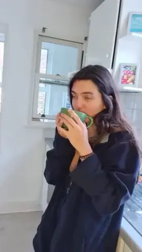 Can u please help me reach the BANANA?! Thank u <3