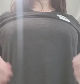 Smol tiddy drops ok?