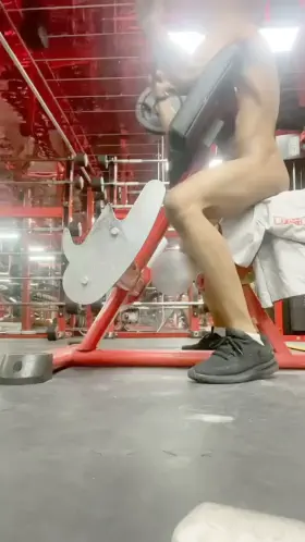 Naked workout in a public gym!