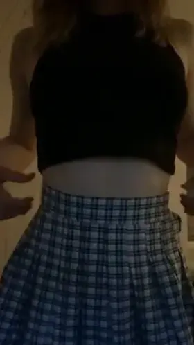 Please stop scrolling and watch me drop my titties for you (OC) kathi, 18, german