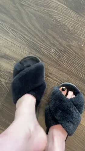 Selling my stinky slippers 😳