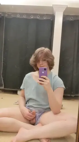 I may not look like it but I dream about being railed hourly 😋🤤