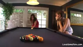 Brunette got licked and pleasured by her GF