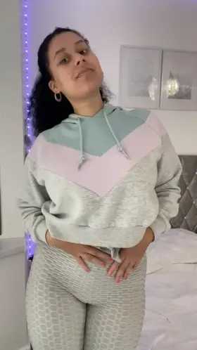 (19) If even 4 guys would smash me, I‘ll celebrate and fuck myself💕