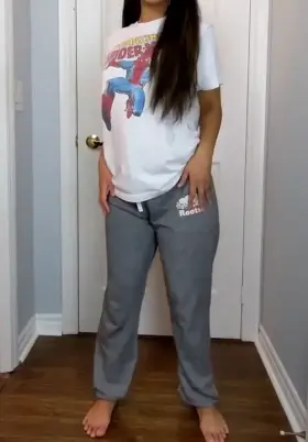 [GIF] Watch how fast I can go from innocent to naughty!