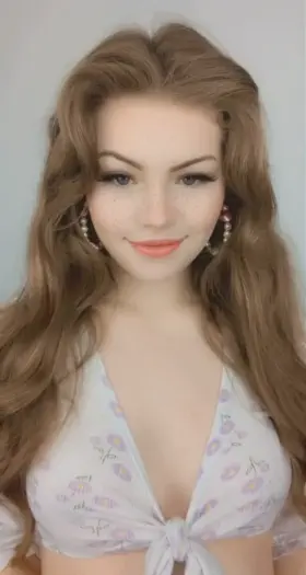 Am i pretty enough for you?