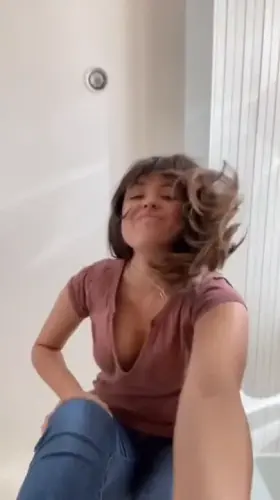 Mommy Hayley Orrantia always treated my like an insect, but then she found technology that was capable of shrinking me to the size of an ant. She is a giantess now. She can step on me, sit on me pick up anything she wants now. Being Mommy’s little boy has a whole new meaning. Can anyone rp as her?