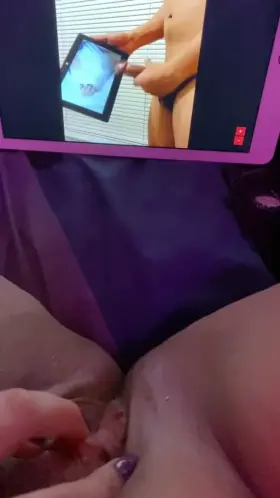 Just found out Reverse Tributing is a thing and I love it!