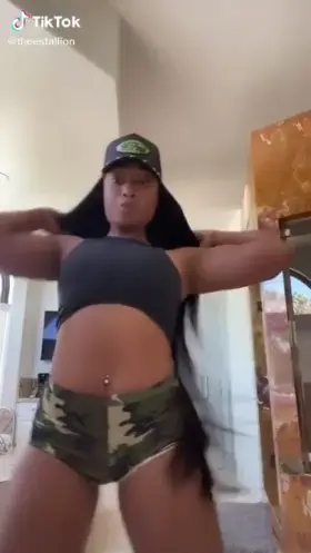 So hard for Thee Stallion and her fat ass in booty shorts need a bud to help me finish to it