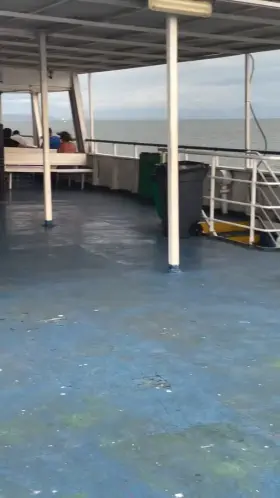 Really good views on this ferry, wouldn’t you agree? [GIF]