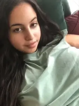 Any love for my real big Arab girls?